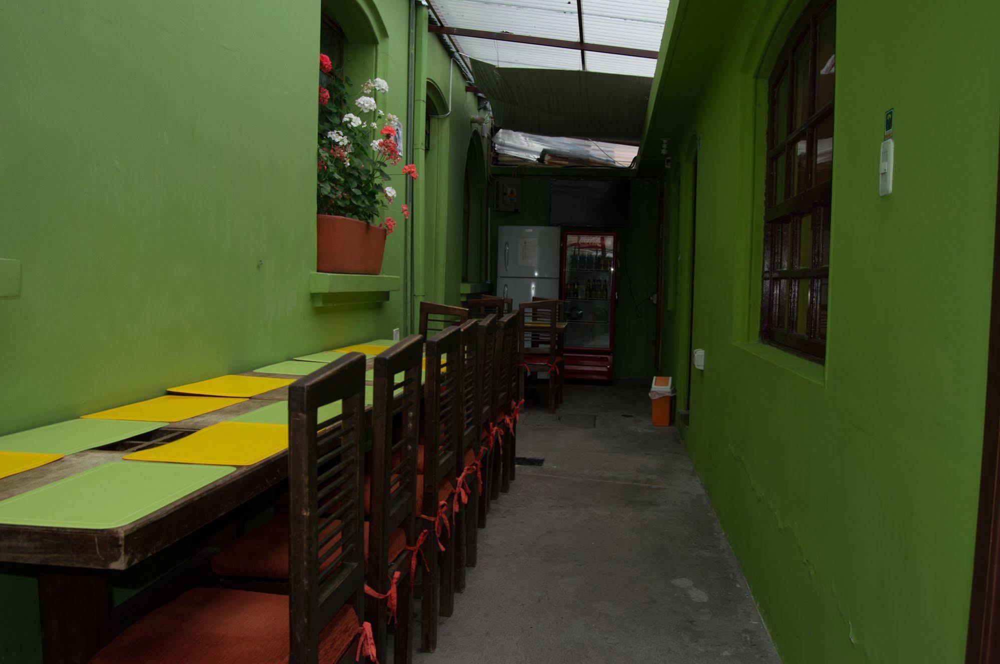 Discovery Quito Hostel Puembo Exterior photo